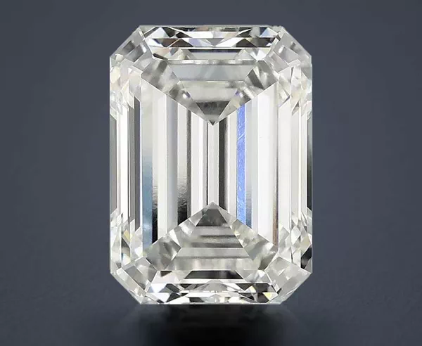 3.57 Carat · F · VVS2 Rare Carat Ideal Cut
