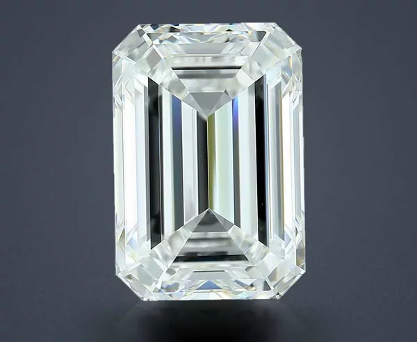 5.11 Carat · E · VVS2 Rare Carat Ideal Cut
