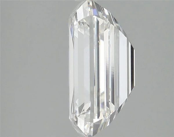 4.51 Carat · F · VS2 Rare Carat Ideal Cut