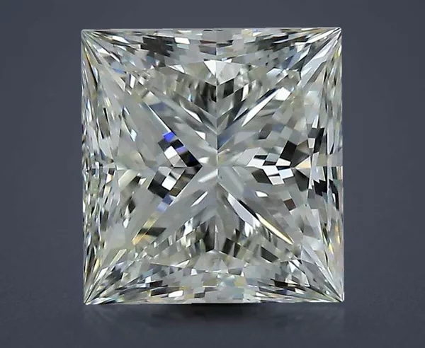 4.05 Carat · I · VS1 excellent Cut