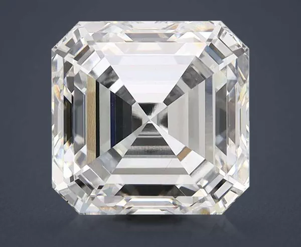 4.3 Carat · G · VS1 Rare Carat Ideal Cut