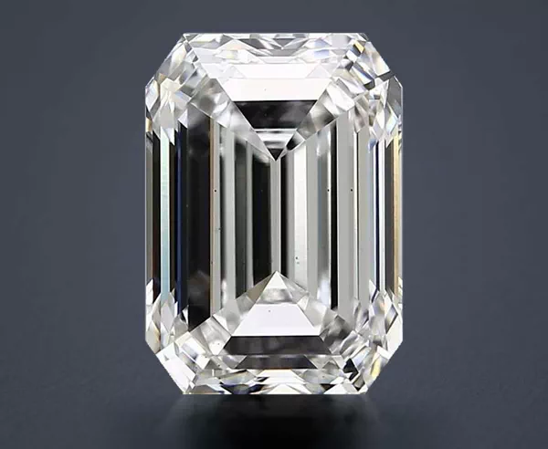 6.1 Carat · E · VS2 Rare Carat Ideal Cut
