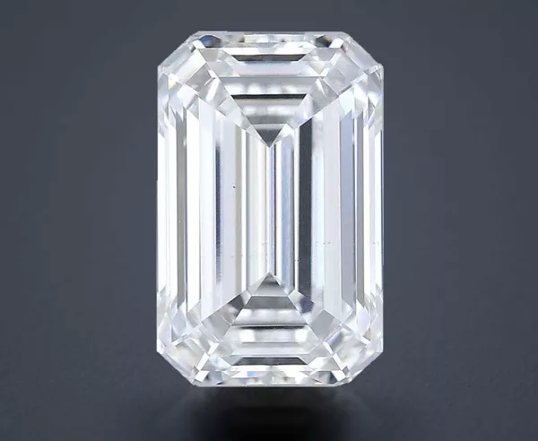 3.44 Carat · E · VS2 Rare Carat Ideal Cut