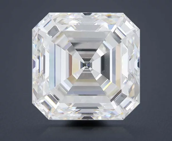 5.03 Carat · F · VVS2 excellent Cut