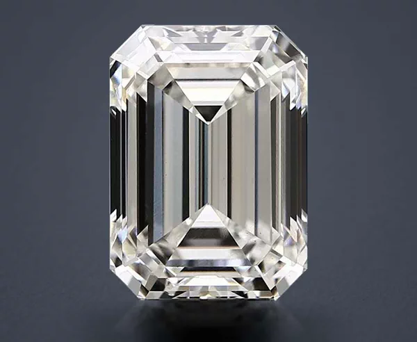 6.38 Carat · G · VS1 Rare Carat Ideal Cut