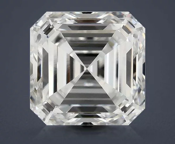 2.06 Carat · E · VVS2 excellent Cut