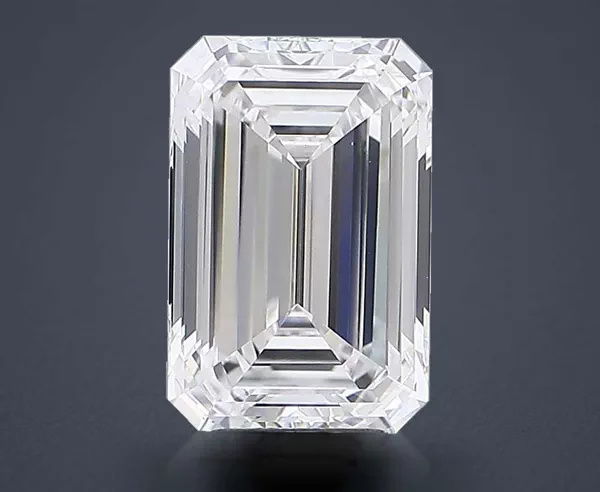 5.21 Carat · E · VVS2 Rare Carat Ideal Cut