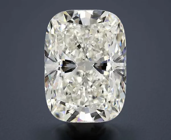 4.09 Carat · H · VVS2 Rare Carat Ideal Cut
