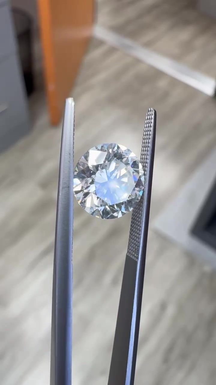 3.01ct H SI2 Rare Carat Ideal Cut Round Diamond