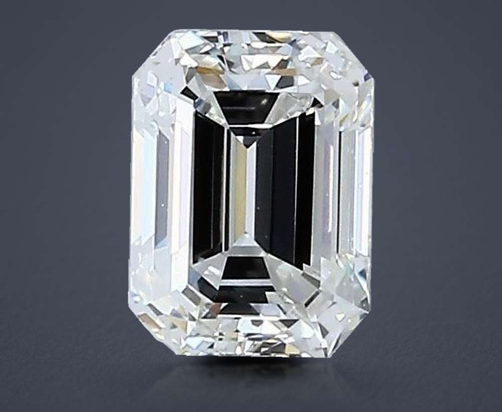 0.76 Carat Emerald Natural Diamond