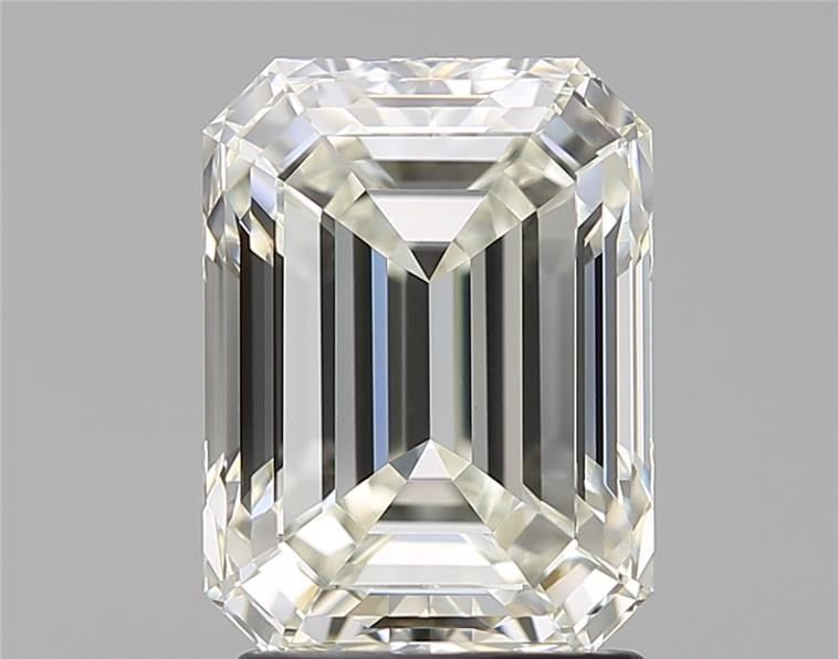 2.50 Carat Emerald Natural Diamond