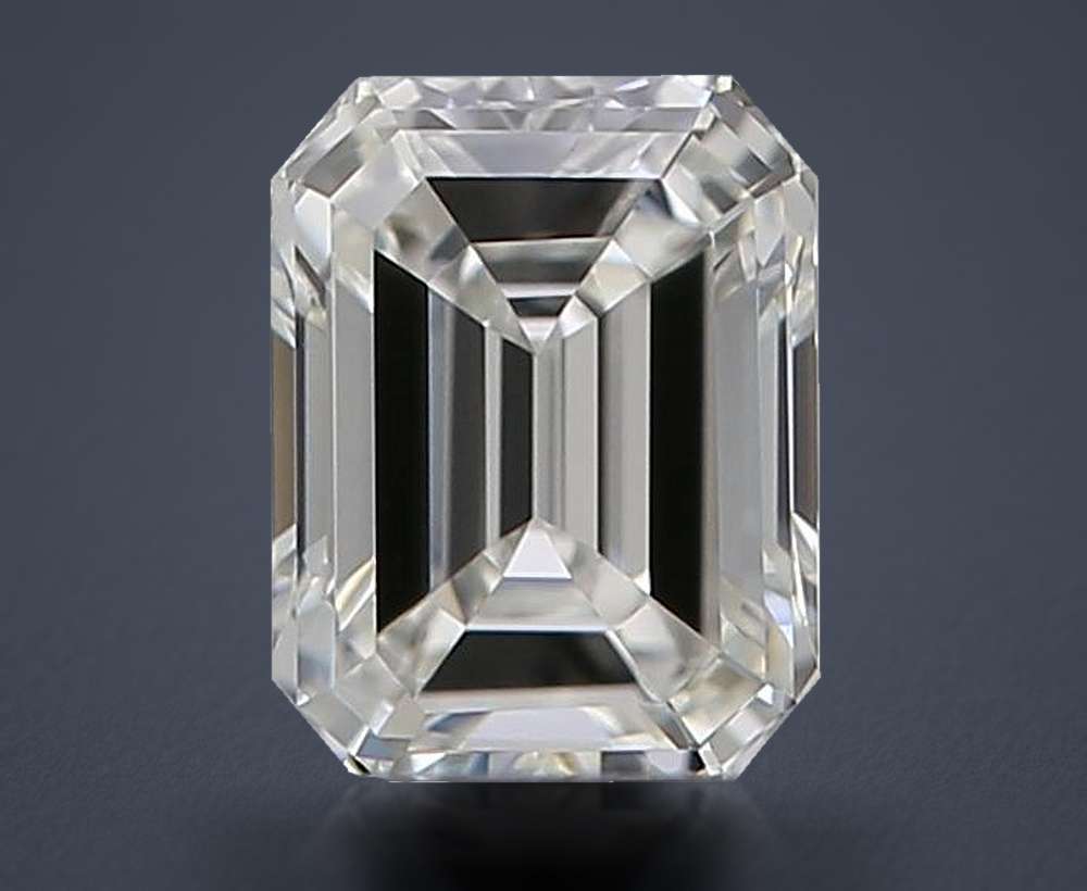 0.31 Carat Emerald Natural Diamond