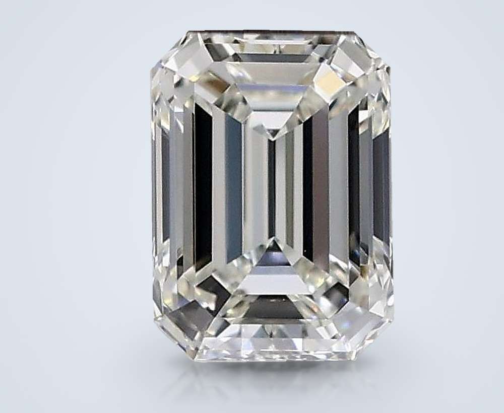 0.30 Carat Emerald Natural Diamond