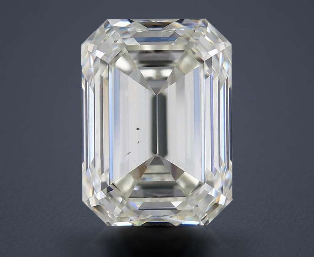 3.78 Carat Emerald Natural Diamond
