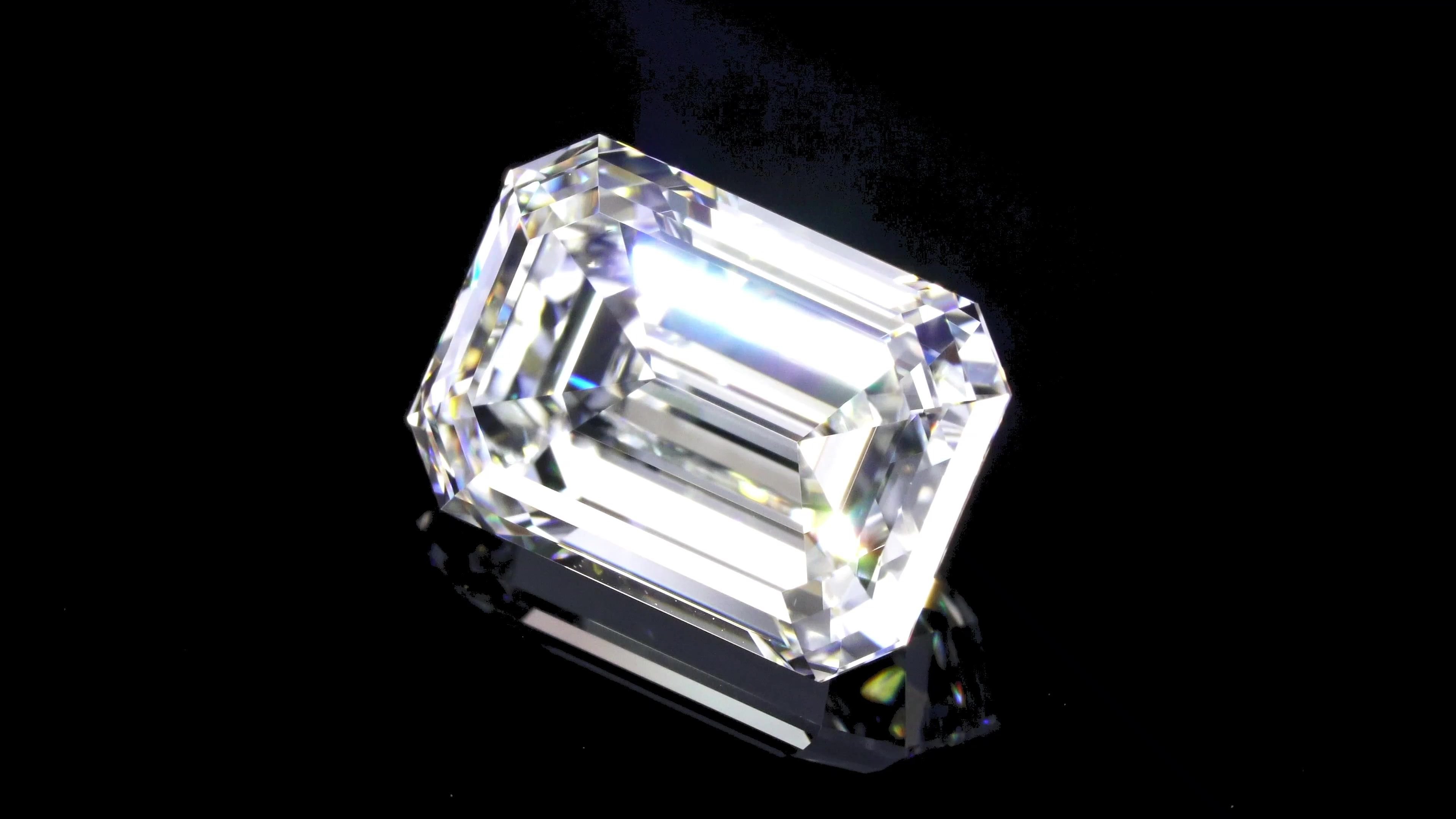 5.61ct J VVS2 Rare Carat Ideal Cut Emerald Diamond