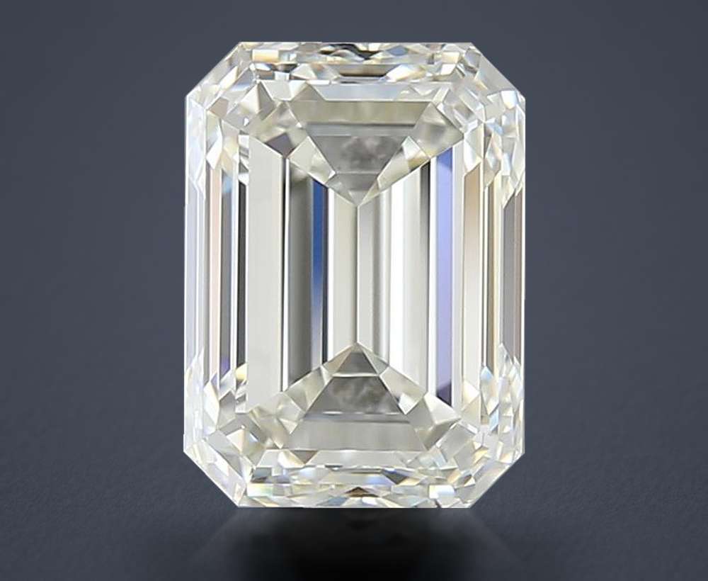 2.01 Carat Emerald Natural Diamond