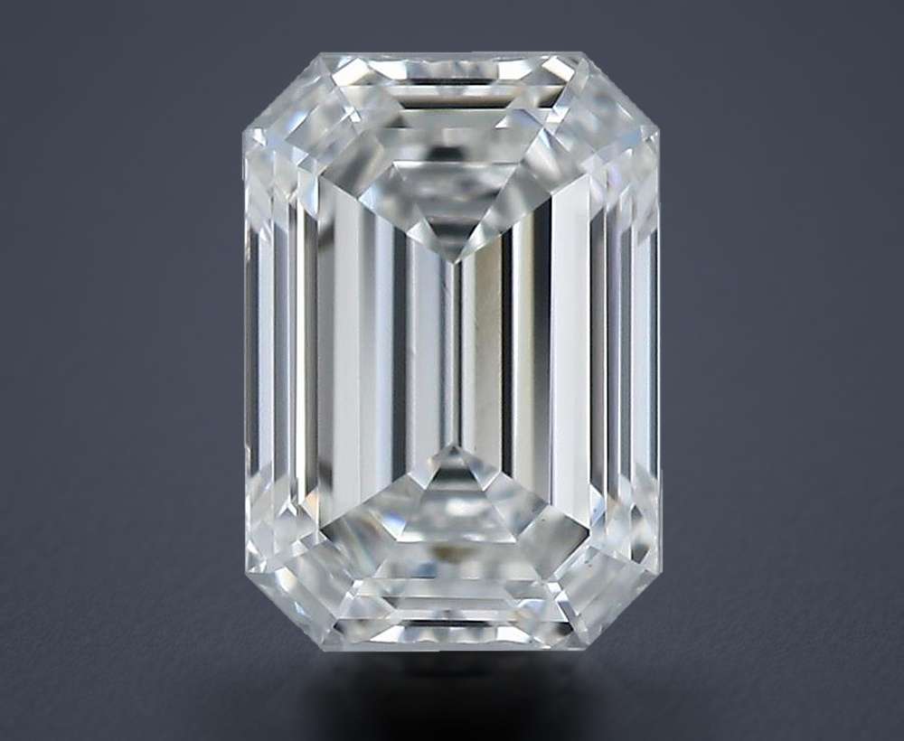 0.41 Carat Emerald Natural Diamond