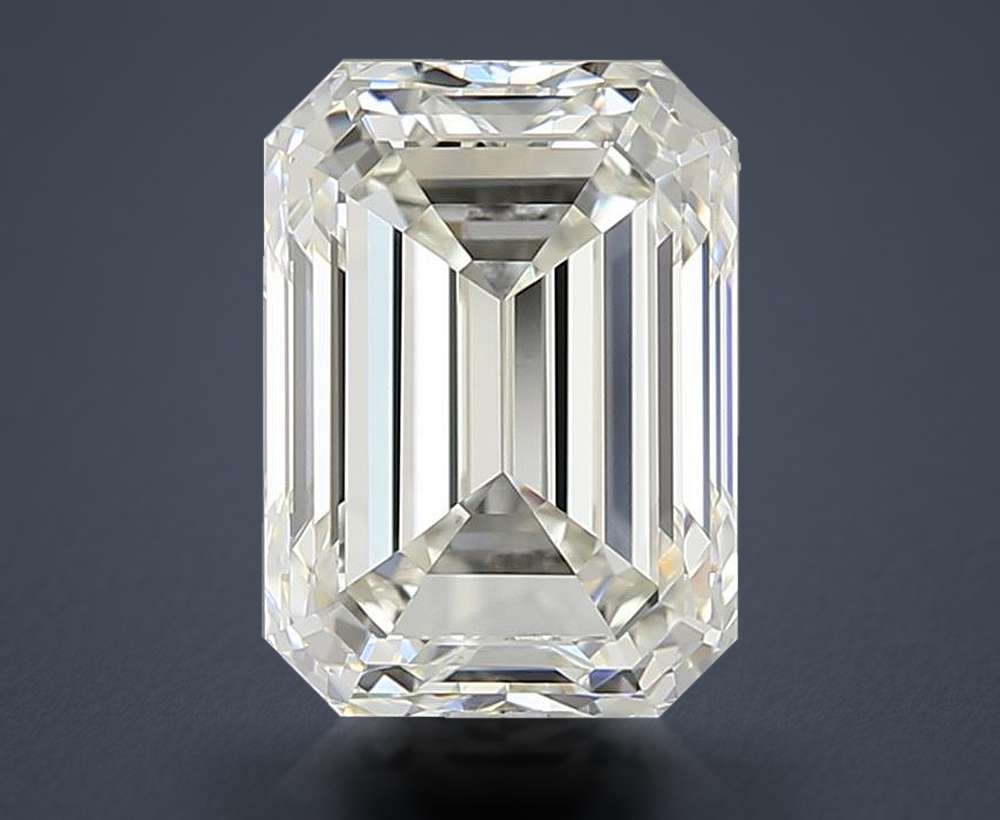 2.01 Carat Emerald Natural Diamond