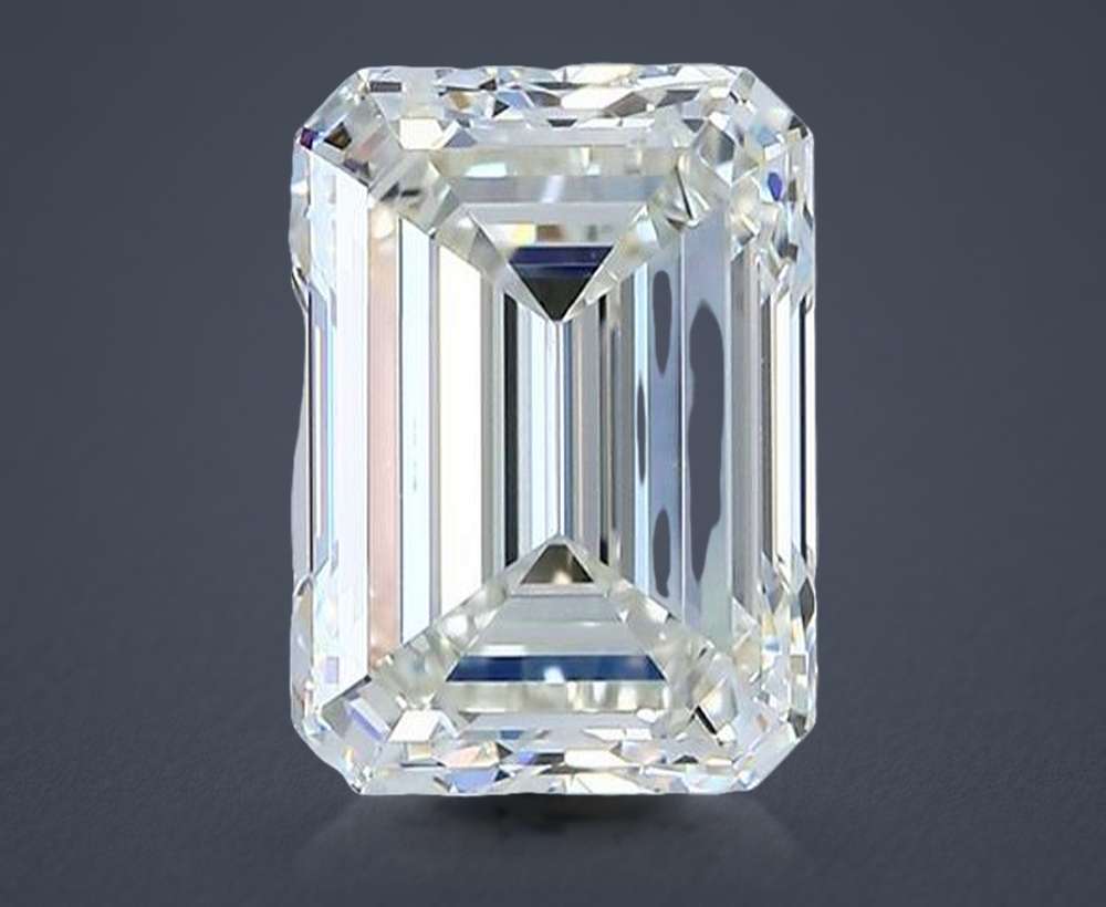 3.01 Carat Emerald Natural Diamond