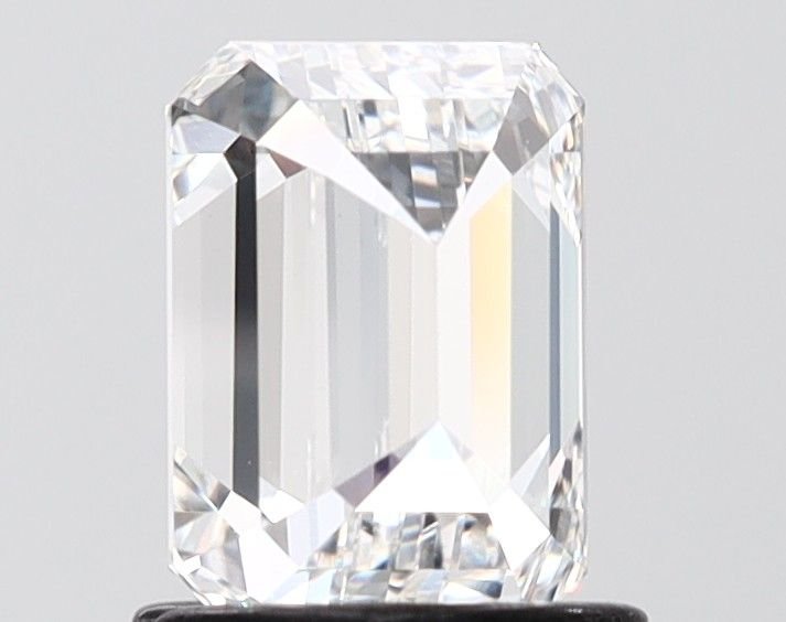 1.00 Carat Emerald Lab Diamond