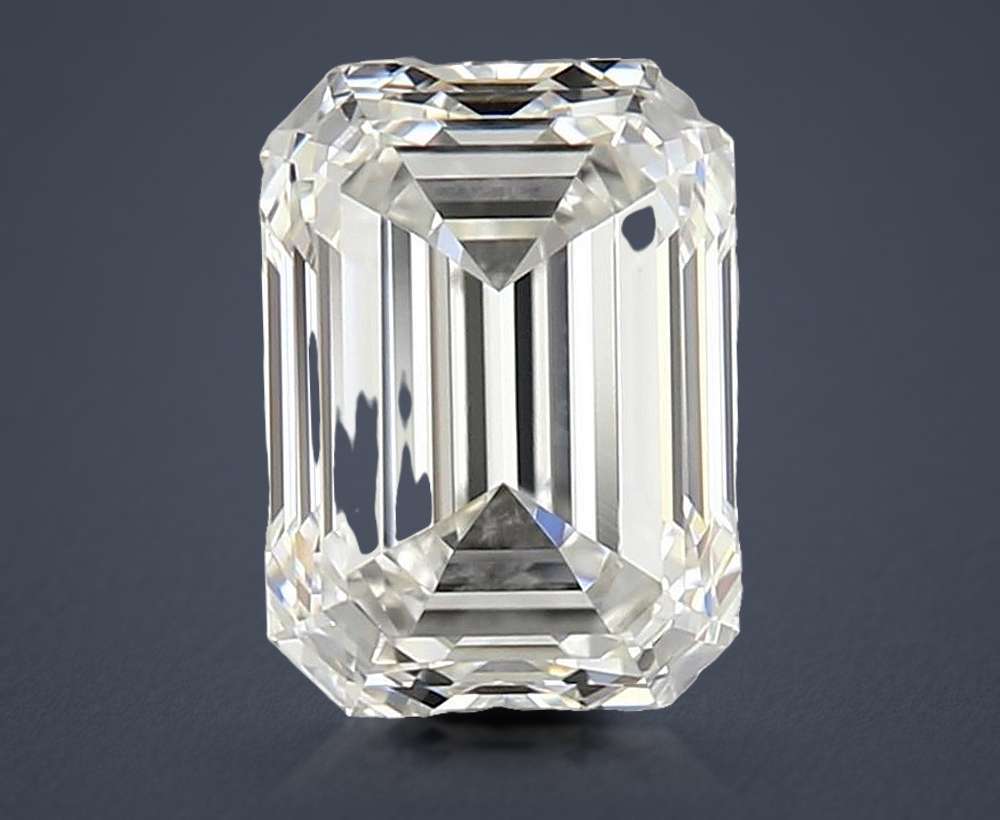0.80 Carat Emerald Natural Diamond