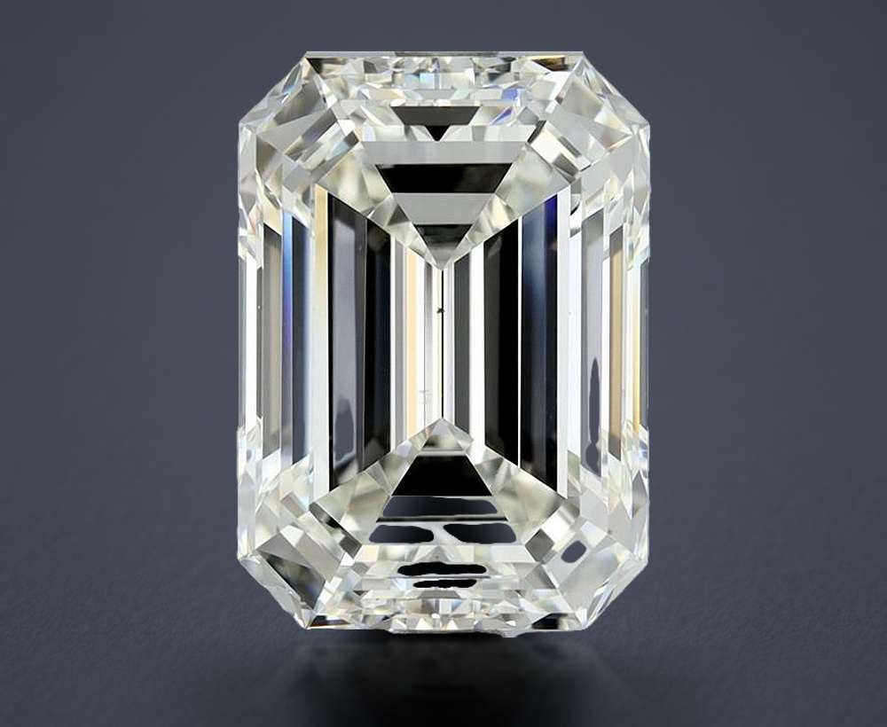 3.50 Carat Emerald Natural Diamond