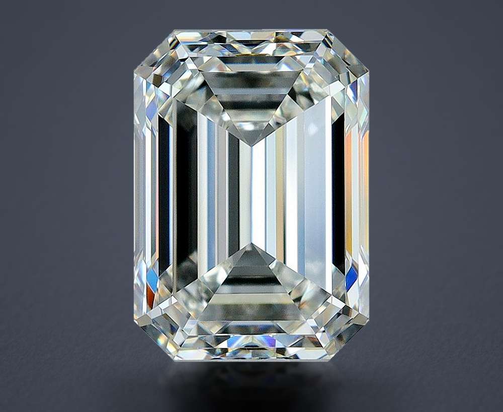 2.80 Carat Emerald Natural Diamond