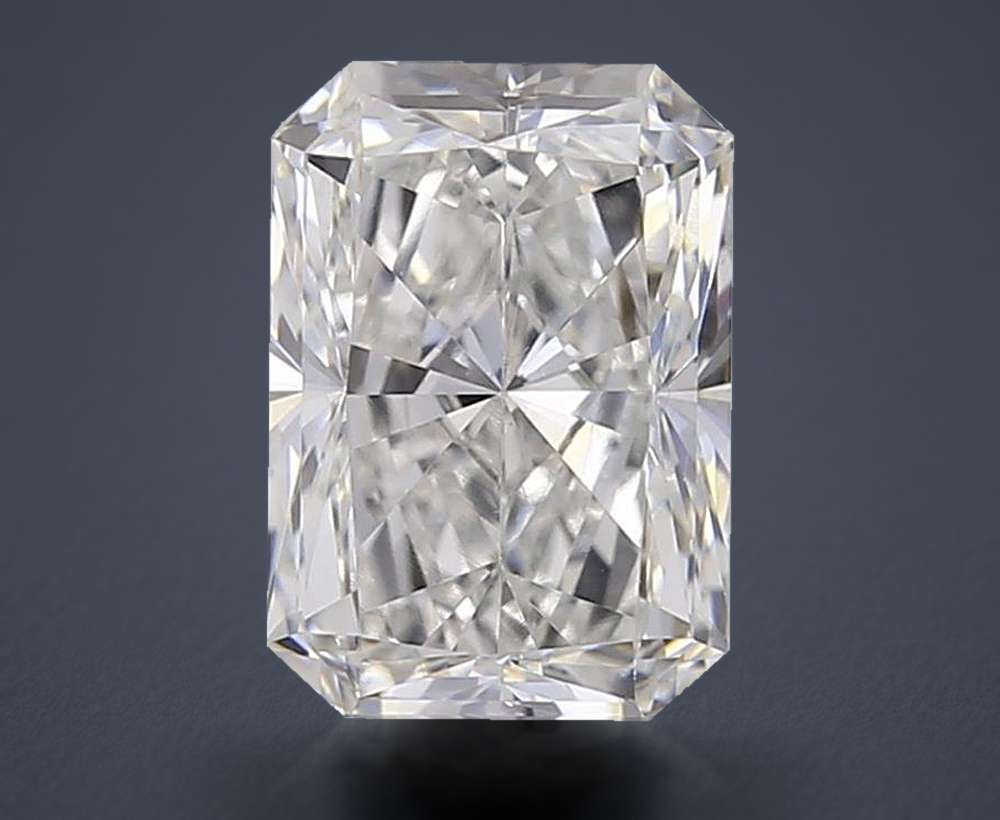 0.83 Carat Radiant Lab Diamond