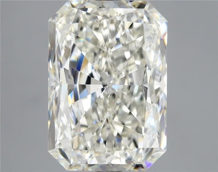 4.01ct I SI1 Rare Carat Ideal Cut Radiant Diamond