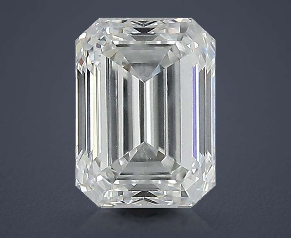 0.60 Carat Emerald Natural Diamond
