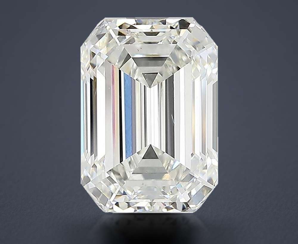 3.06 Carat Emerald Natural Diamond