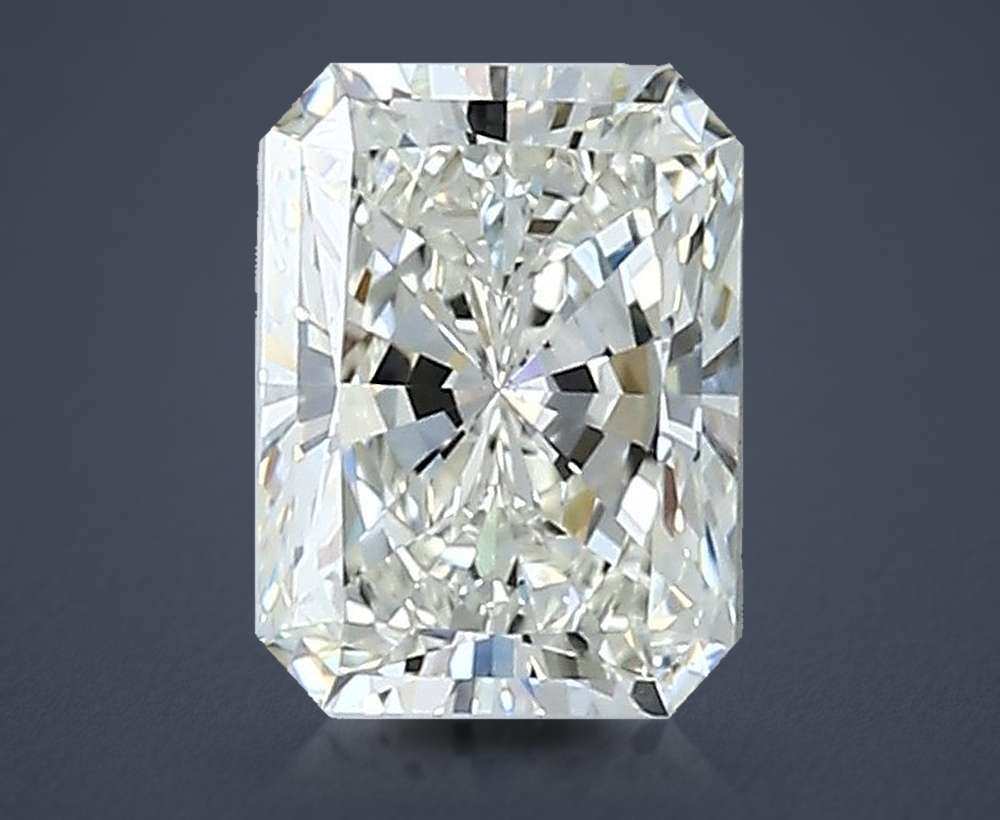 0.90 Carat Radiant Natural Diamond