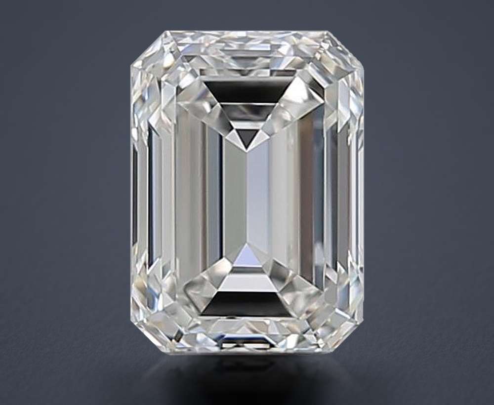 0.62 Carat Emerald Natural Diamond