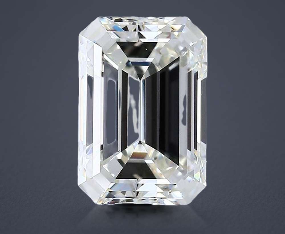3.01 Carat Emerald Natural Diamond