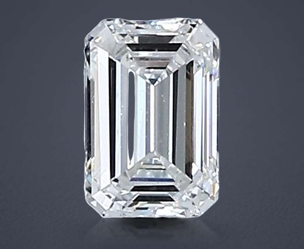 0.32 Carat Emerald Natural Diamond