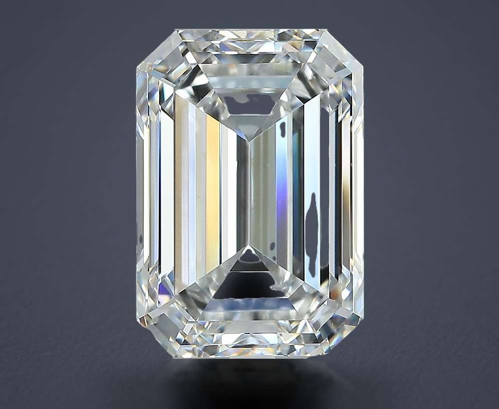 8.01 Carat Emerald Natural Diamond