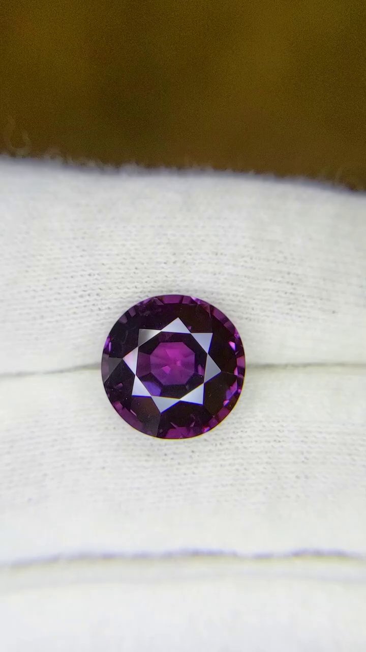 7.72 Carat Purple Round Sapphire