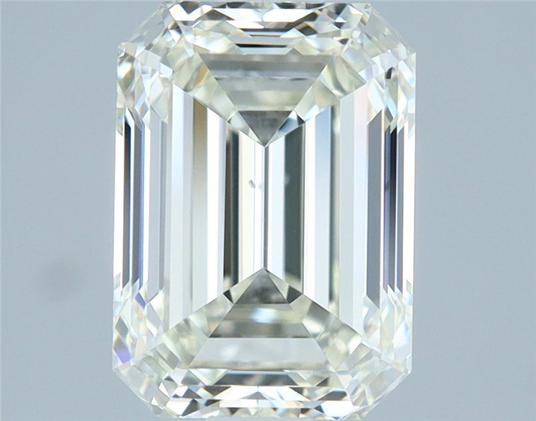 2.01 Carat Emerald Natural Diamond