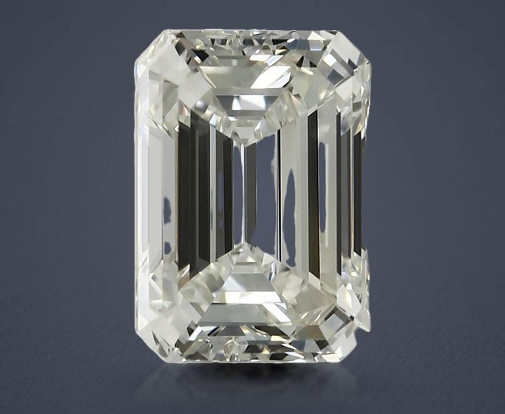 2.51 Carat Emerald Natural Diamond