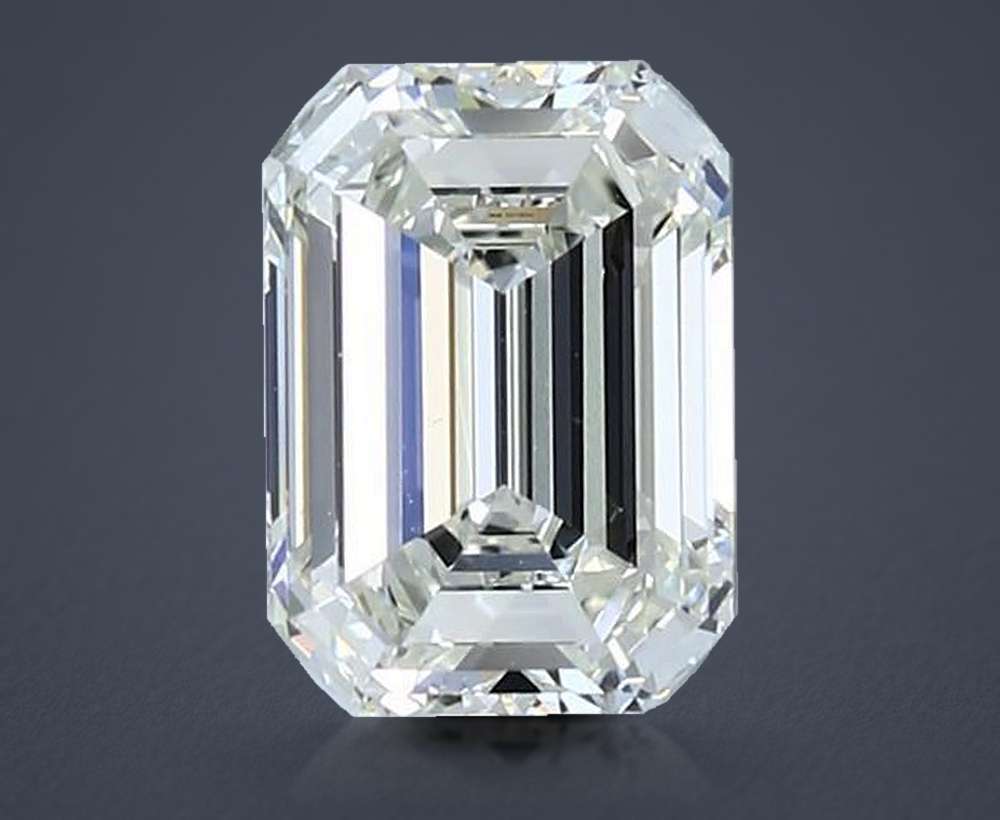 2.51 Carat Emerald Natural Diamond