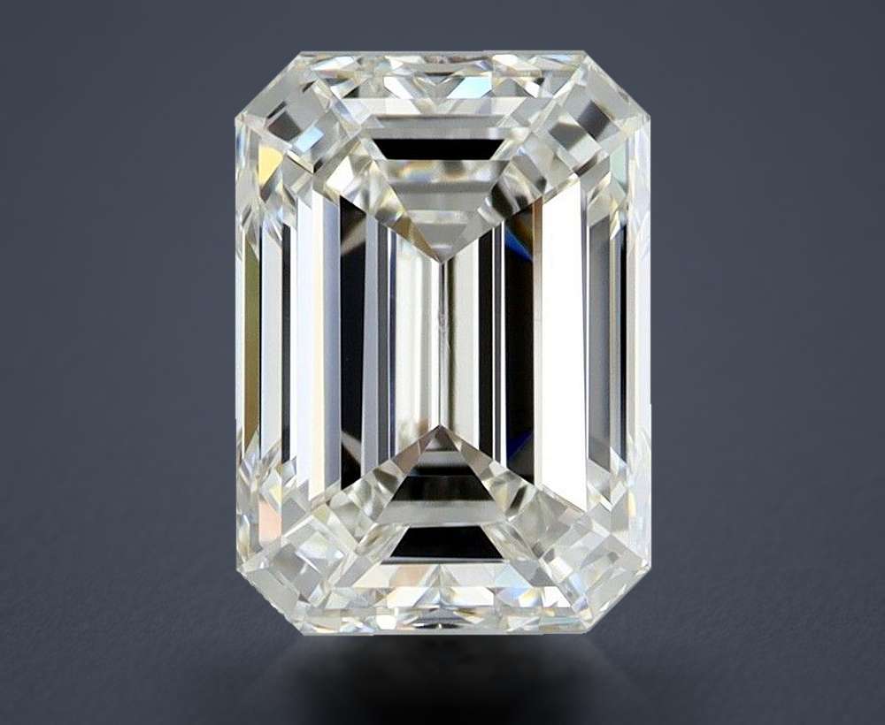 1.40 Carat Emerald Natural Diamond