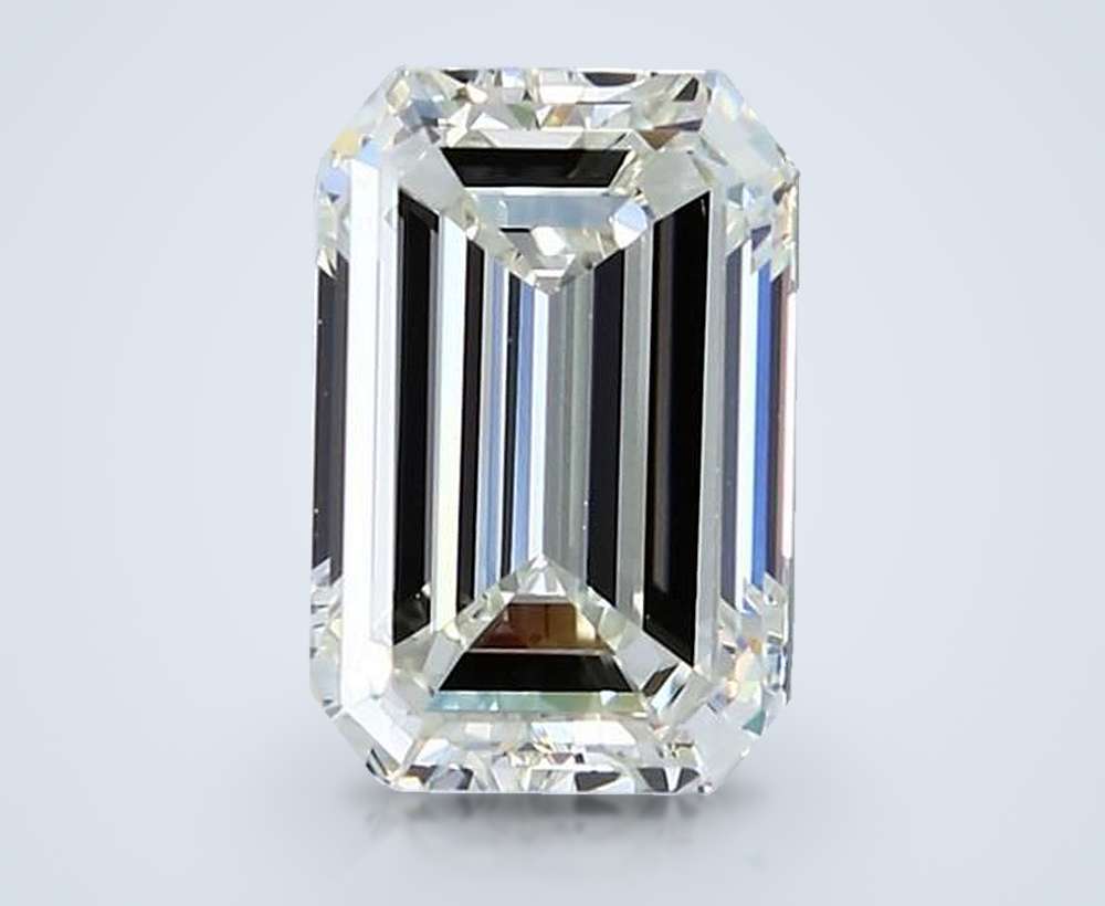 3.05 Carat Emerald Natural Diamond