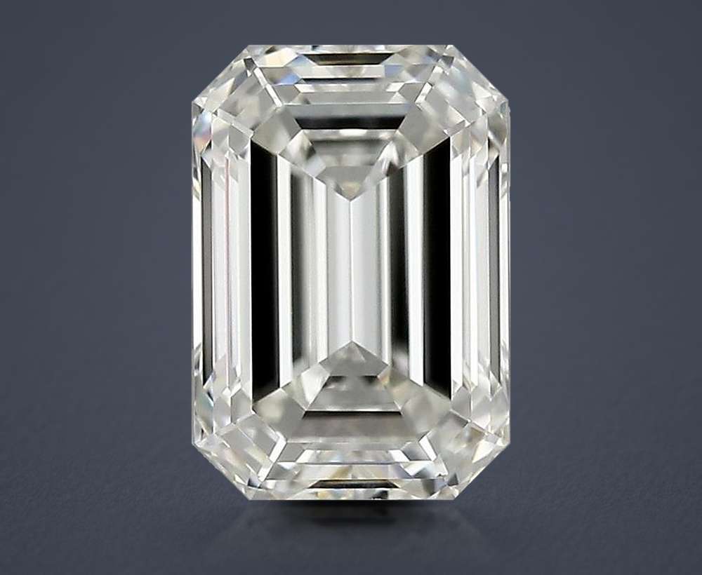 3.01 Carat Emerald Natural Diamond