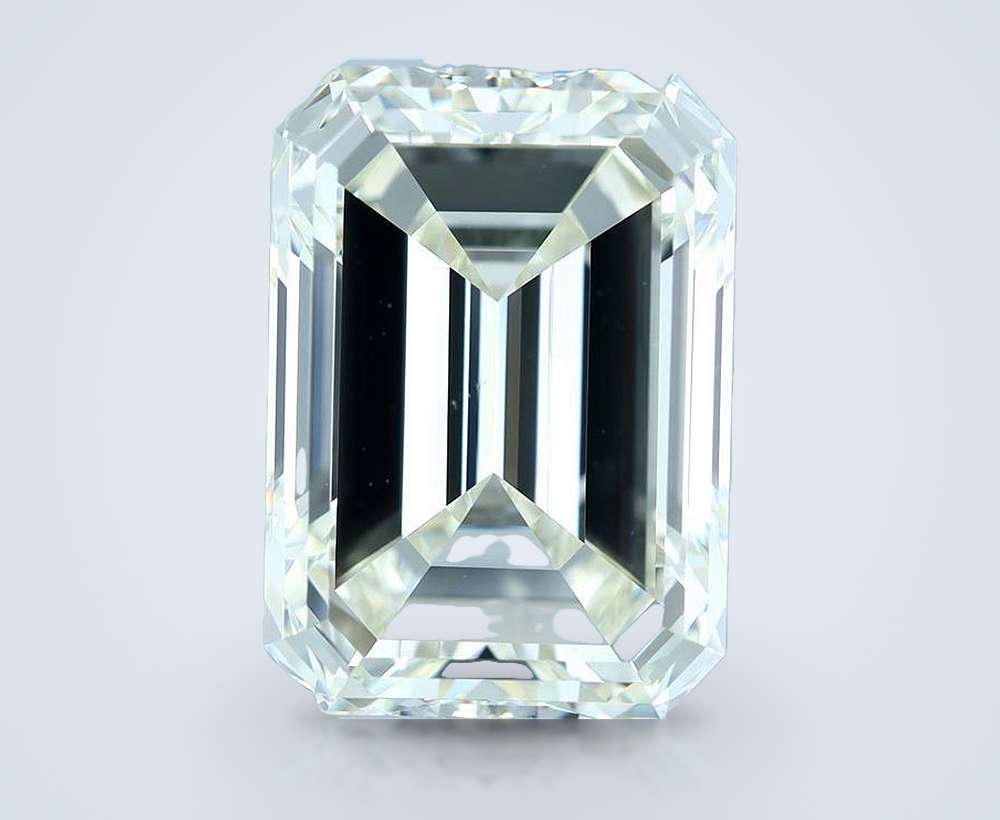 5.01 Carat Emerald Natural Diamond