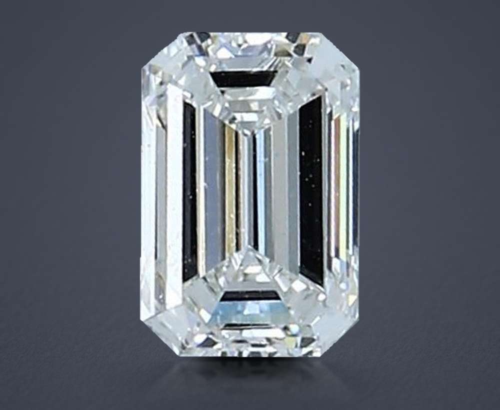 0.70 Carat Emerald Natural Diamond