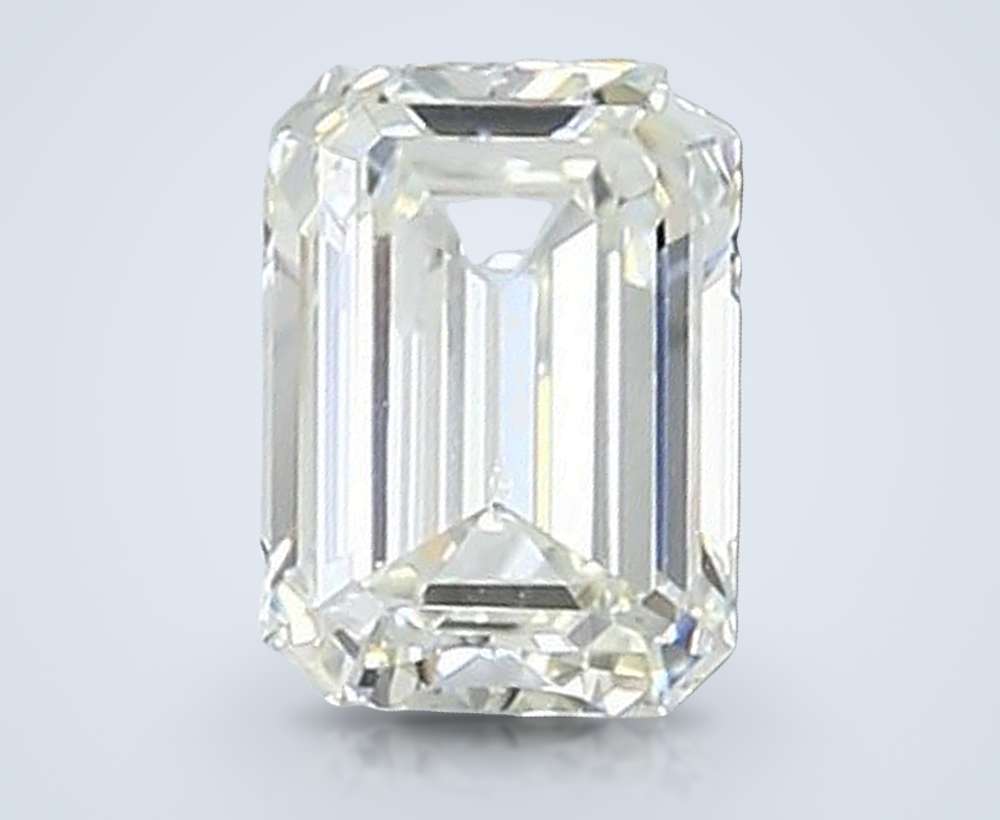 0.70 Carat Emerald Natural Diamond
