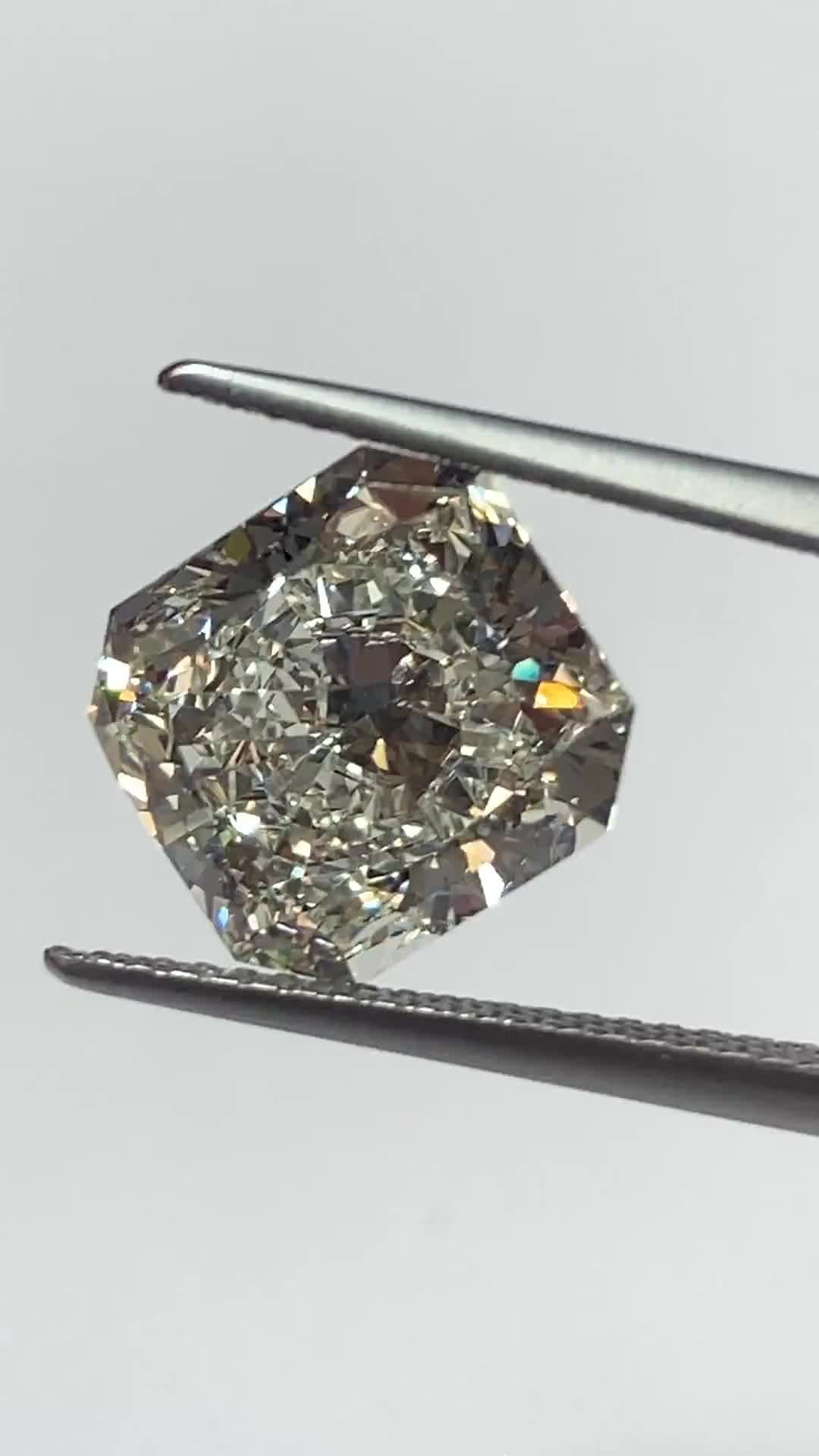 5.12ct J VS2 Excellent Cut Radiant Diamond