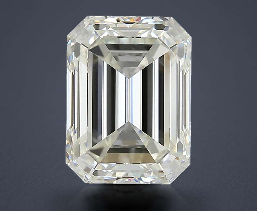 2.01 Carat Emerald Natural Diamond