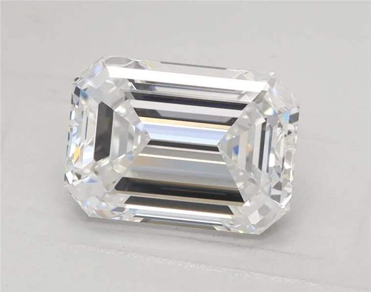 4.05ct G VS1 Excellent Cut Emerald Lab Grown Diamond