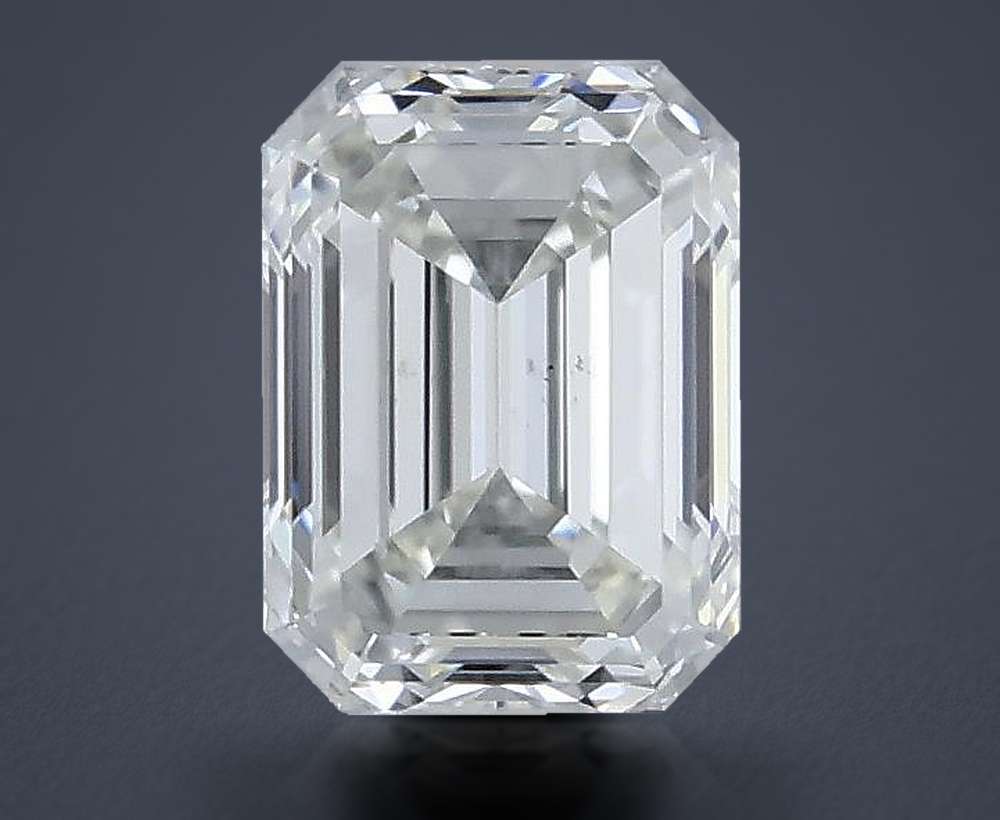 0.30 Carat Emerald Natural Diamond